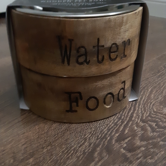 Dog food bowls - Picture 2 of 4